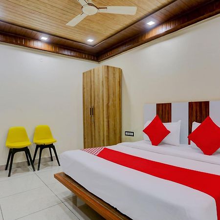 Hotel O Family Deluxe 新德里 外观 照片